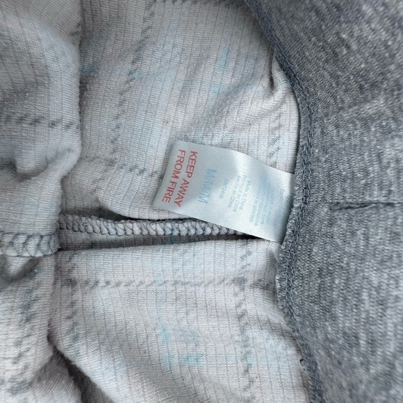 Pillow Talk PJ’s med p2 - Picture 8 of 10